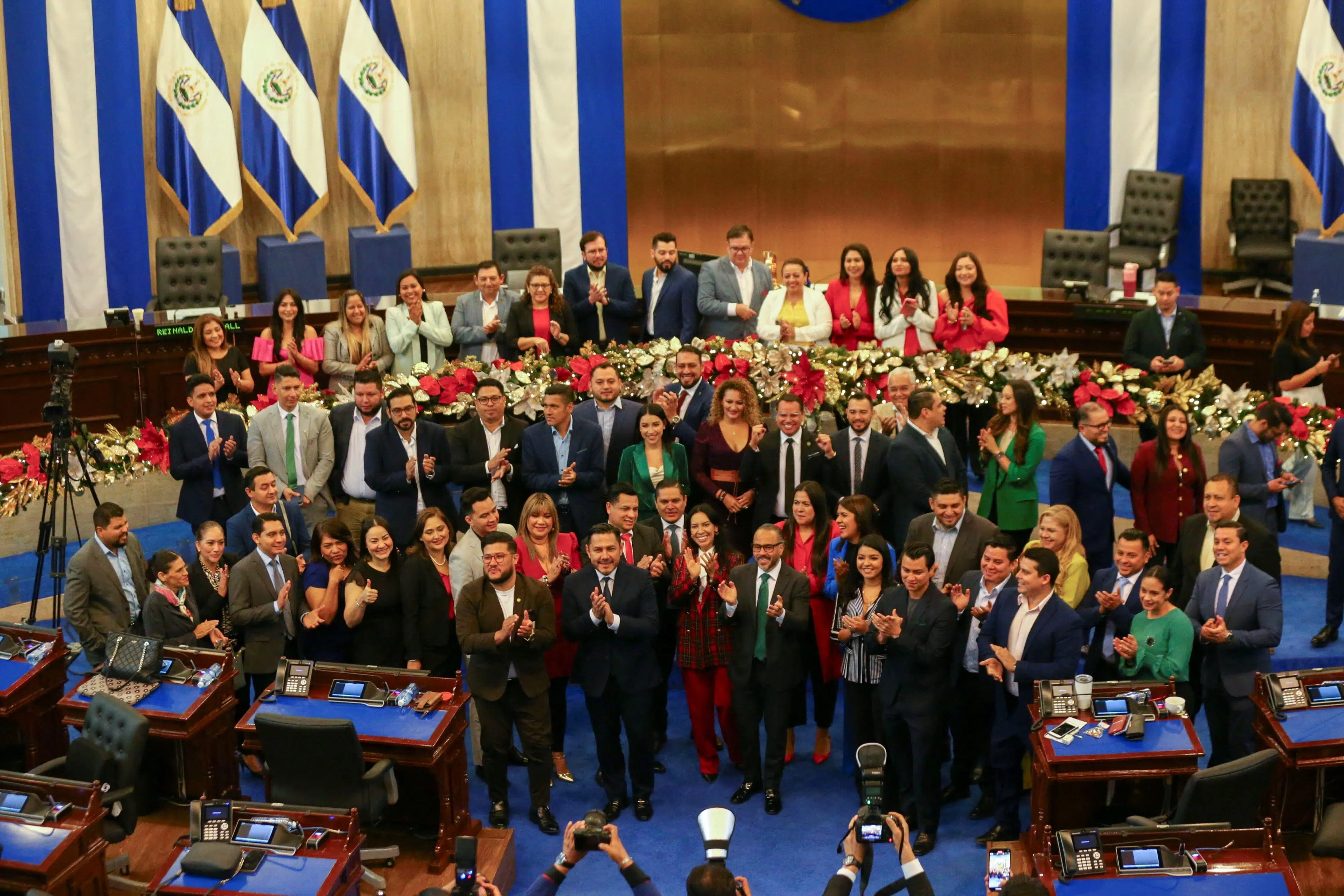 An Assembly at the Mercy of the Presidency’s Decisions — Una Asamblea a merced de las disposiciones de la Presidencia
