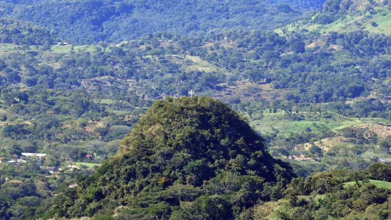 Mining Environmental Impact Threat Causes Fear in San Isidro — La amenaza del impacto ambiental de la minería causa temor en San Isidro