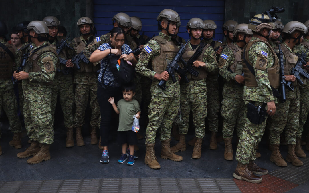 With a Stroke of the Pen, Bukele Rewrites Constitution to Allow Changes at Will — Con un golpe de pluma, Bukele reescribe la Constitución para permitir cambios a su antojo