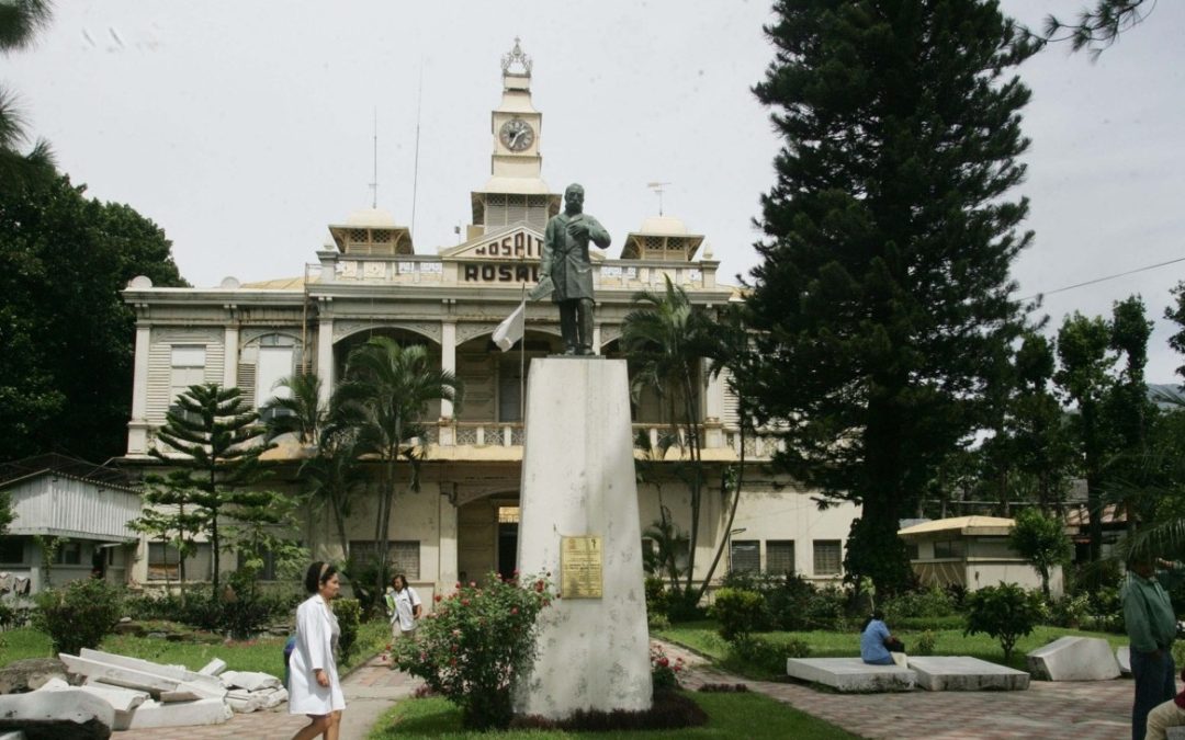 Rosales Hospital, a National Monument in Peril —  Hospital Rosales, un monumento nacional en vilo