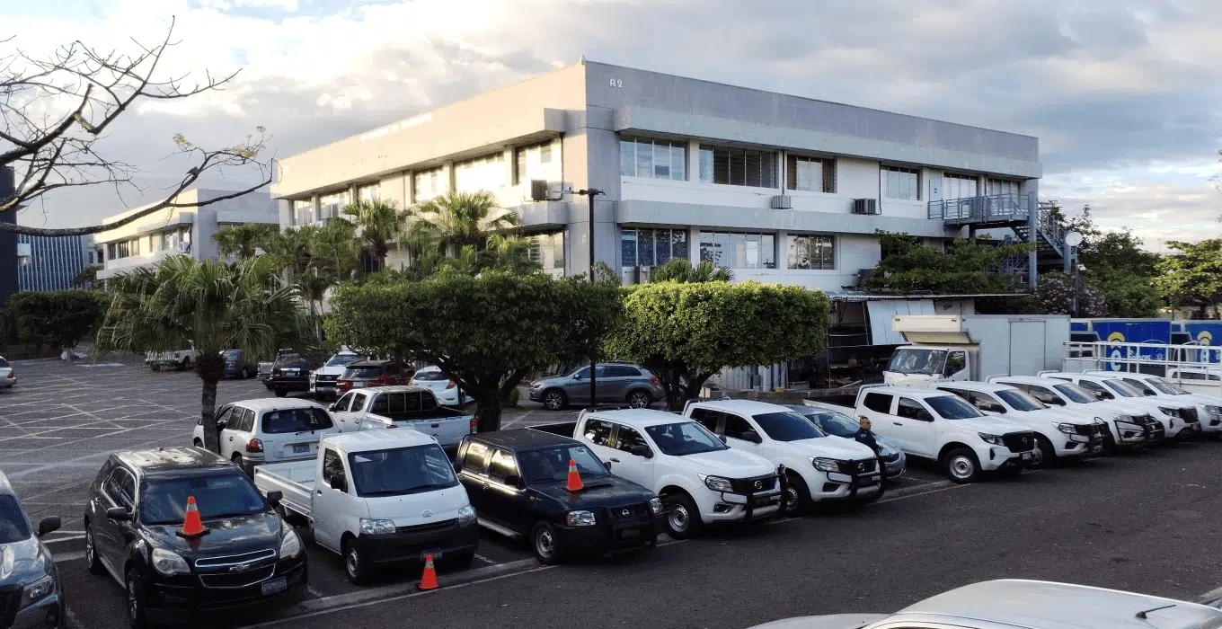 At Least 300 Layoffs in Departmental Offices of MINED — Al menos 300 despidos en direcciones departamentales del MINED