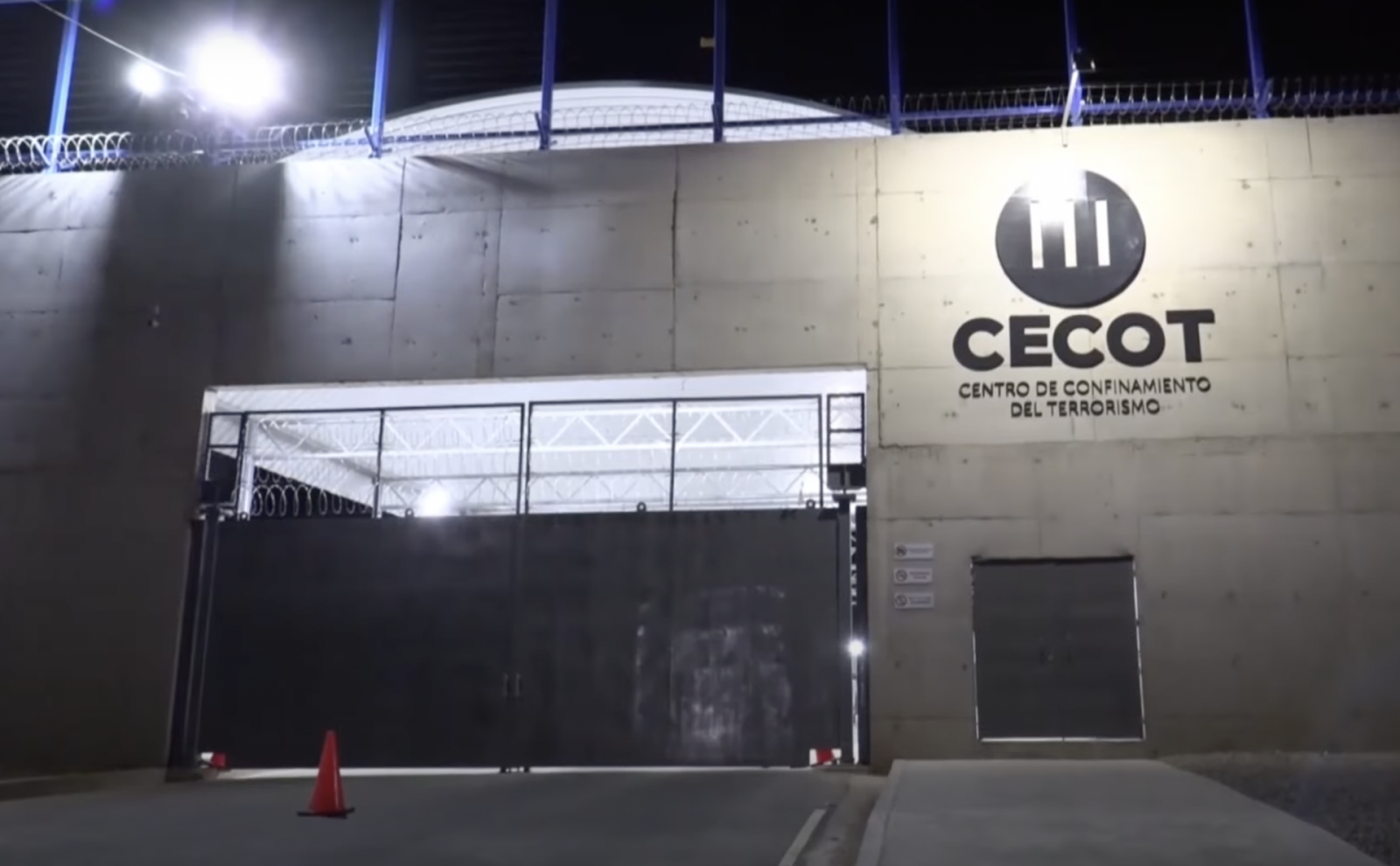 CECOT and the Church in El Salvador — CECOT y la Iglesia en El Salvador