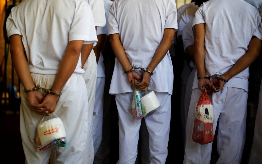 Trump administration labels 8 Latin American cartels as ‘foreign terrorist organizations’ — La administración Trump designa a 8 cárteles latinoamericanos como “organizaciones terroristas extranjeras”