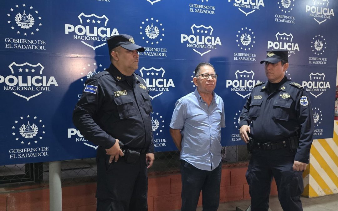 “It’s a political vendetta”: Family of Eugenio Chicas, following his arrest — “Es una venganza política”: familia de Eugenio Chicas, tras su captura