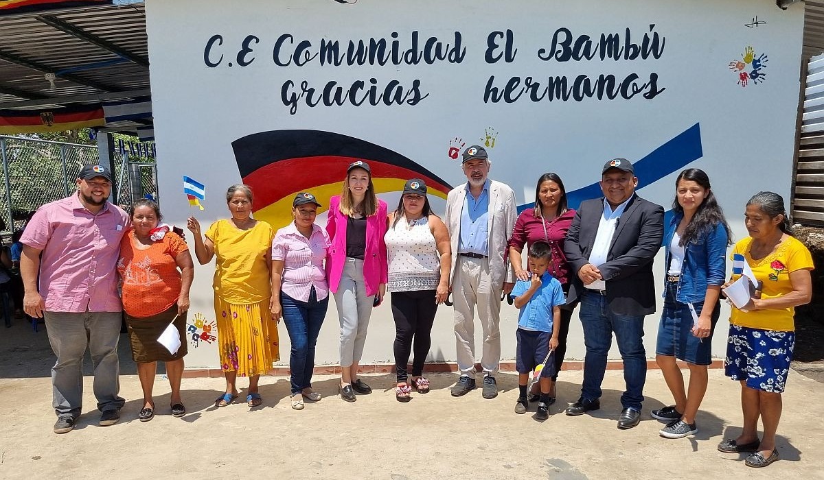 German Embassy Laments Closure of their Recently Remodeled School in Sonsonate — Embajada de Alemania lamenta cierre de escuela en Sonsonate que había remodelado