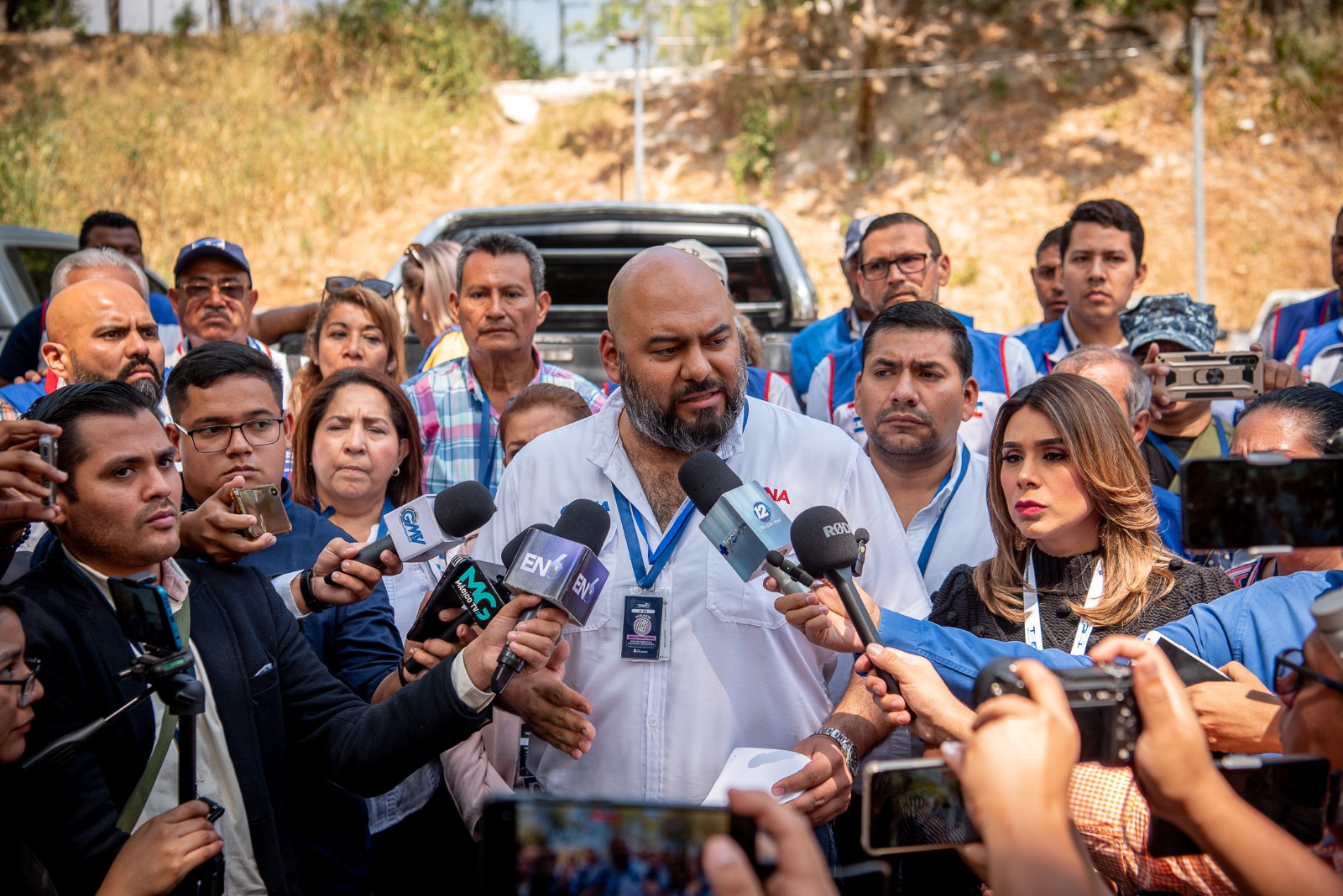 Infighting within Arena accelerates its decline — Riñas al interior de Arena aceleran su declive