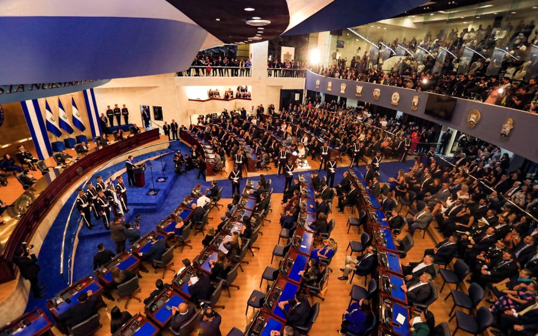 El Salvador constitutional amendment sparks international concerns over human rights — La enmienda constitucional de El Salvador suscita preocupaciones internacionales sobre derechos humanos