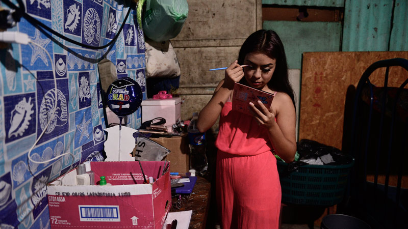 Mesones (Rooming Houses): Home to Thousands of Salvadorans, with Record Figures — Mesones, el hogar de miles de salvadoreños, con cifras récord