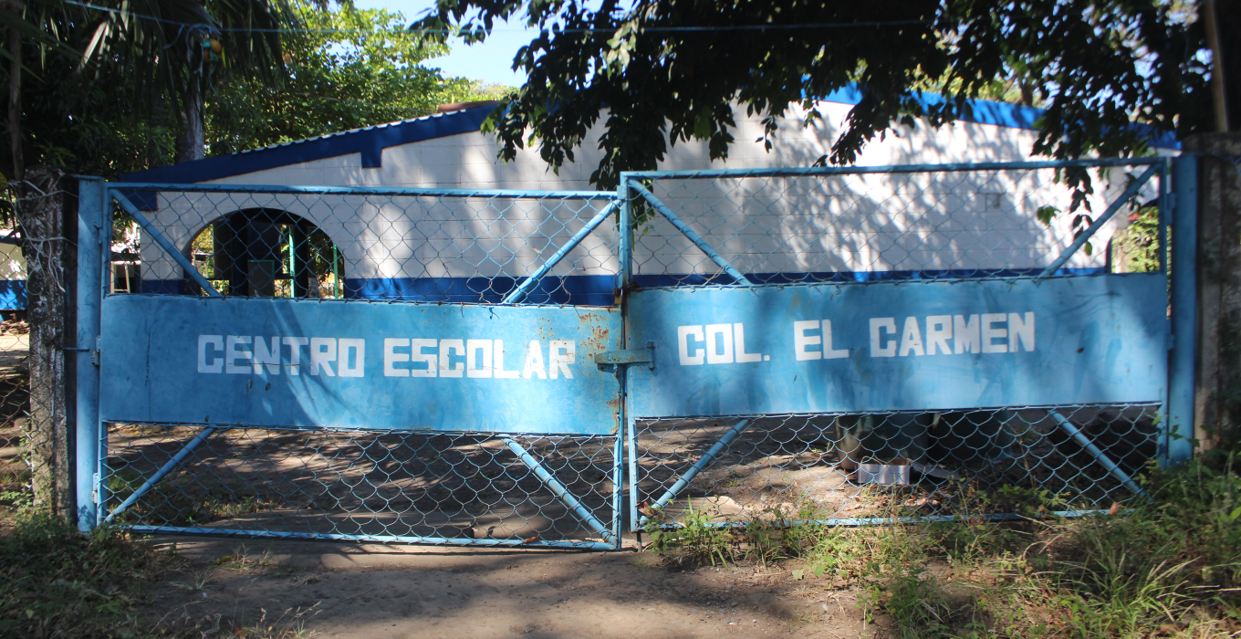 Girls in rural areas at greater risk due to school closures, union members warn — Niñas de zonas rurales en mayor riesgo por cierre de escuelas, señalan sindicalistas