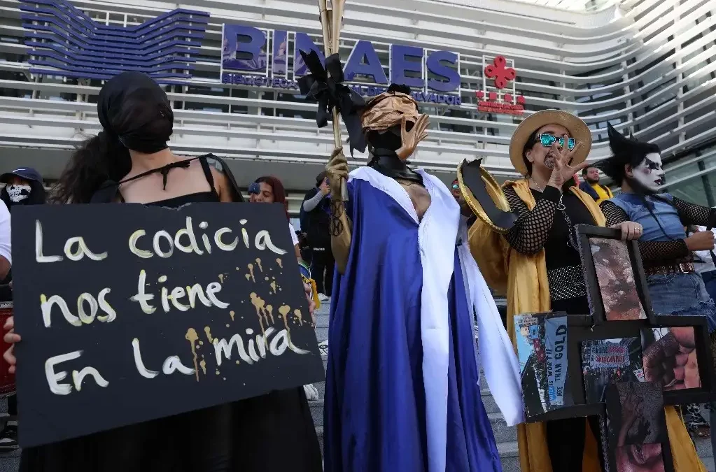 Salvadorans Oppose Metal Mining Reactivation — Salvadoreños se oponen a reactivación de la minería metálica