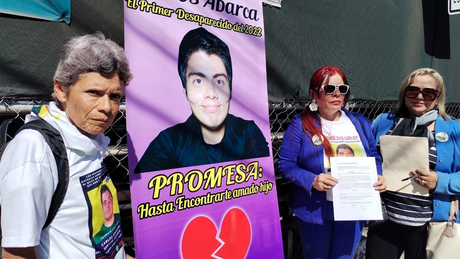 They ask the director of the Mariona prison to confirm if Carlos Santos is there — Piden a director del penal Mariona confirmar si Carlos Santos está ahí