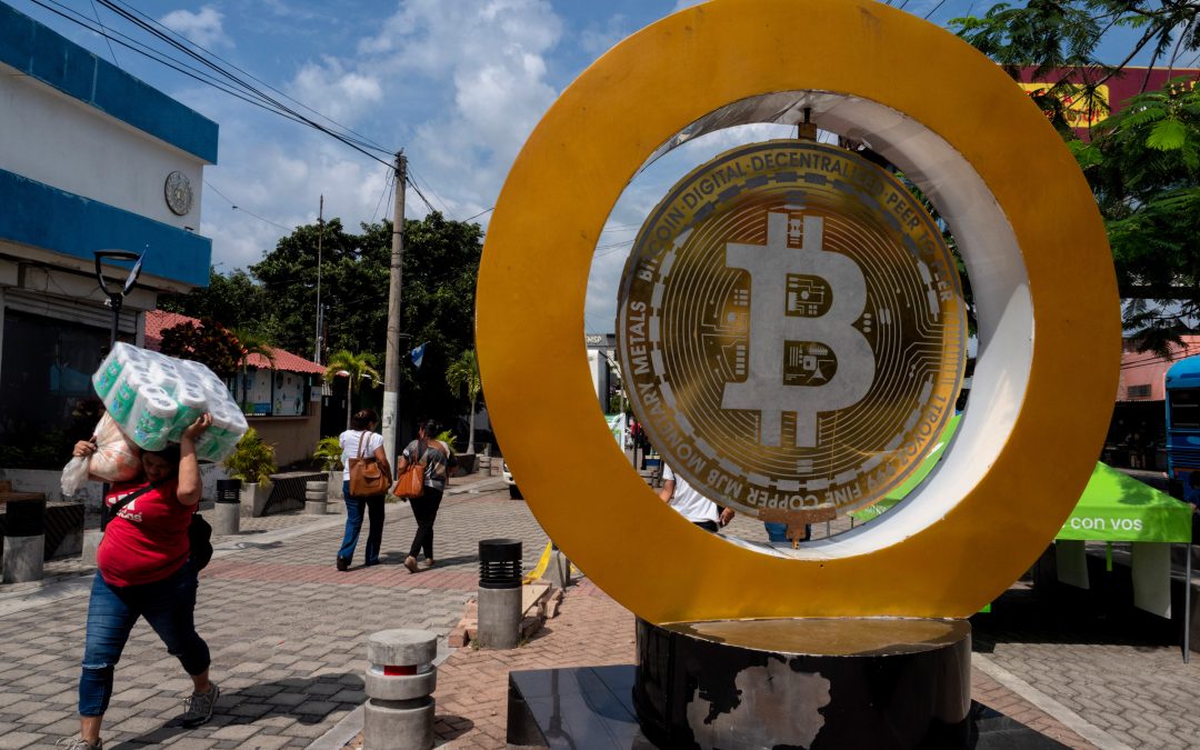 El Salvador Says It’s Still Buying Bitcoin After IMF Accord — El Salvador dice que sigue comprando Bitcoin tras acuerdo con el FMI