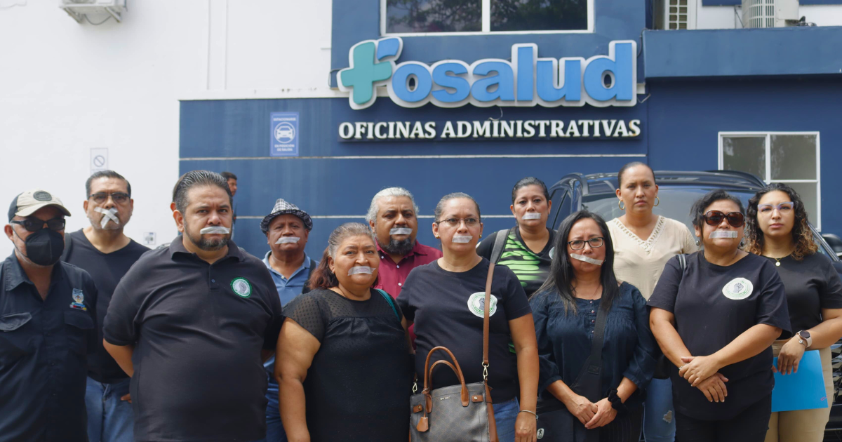 Activists Denounce Suspension of Contracts for Interim FOSALUD Staff — Denuncian la suspensión de contratos a personal interino de FOSALUD