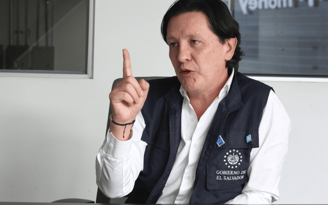 “There are 107,000 people in detention, and some of them have to die of something”: Andrés Guzmán, Presidential Commissioner for Human Rights and Freedom of Expression — “Hay 107,000 personas privadas de libertad y hay personas que tienen que morirse de algo”: Andrés Guzmán, comisionado presidencial de derechos humanos y libertad de expression