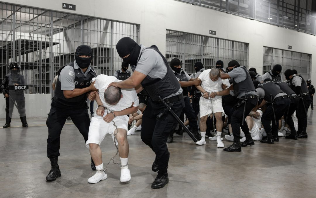 Off to Bukele’s Prison for a Real Madrid Tattoo: The Truth Behind Trump’s “Monsters” — A la cárcel de Bukele por un tatuaje del Real Madrid: la verdad tras los ‘monstruos’ de Trump