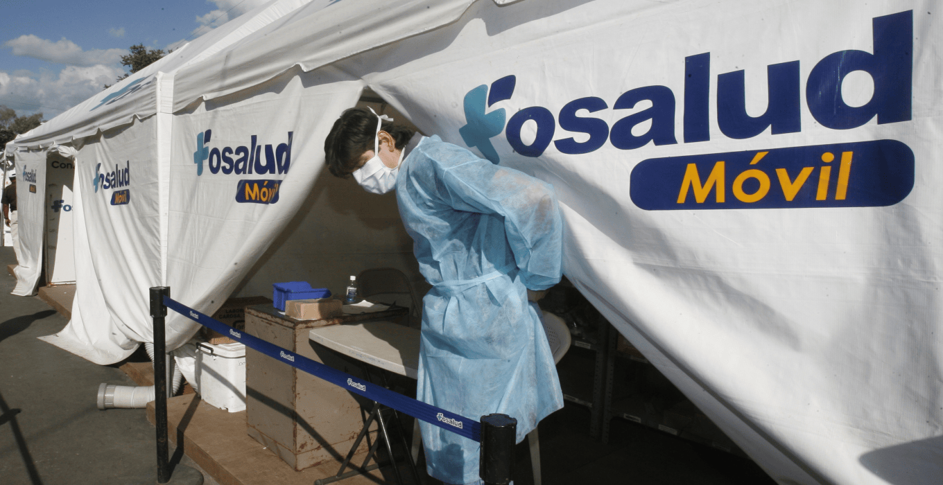 Solidarity Health Fund Mobile Units Cease Operations; SITRASALUD Warns of 1,000 Layoffs — Denuncian cierre de unidades móviles de FOSALUD