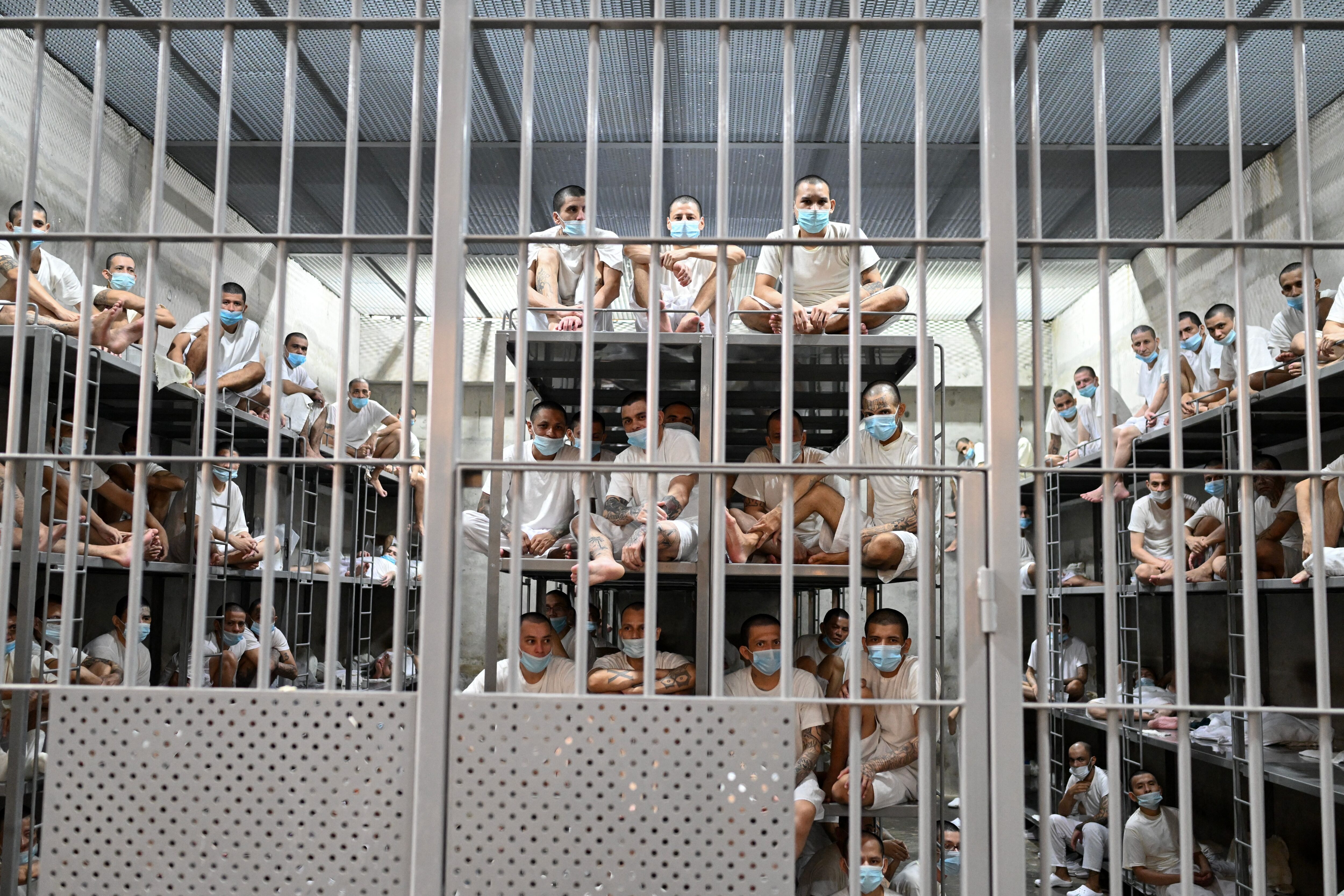 Trump and Bukele’s Concentration Camp CECOT is no regular prison. It is also a warning. — El CECOT de Trump y Bukele no es una prisión cualquiera. También es una advertencia.