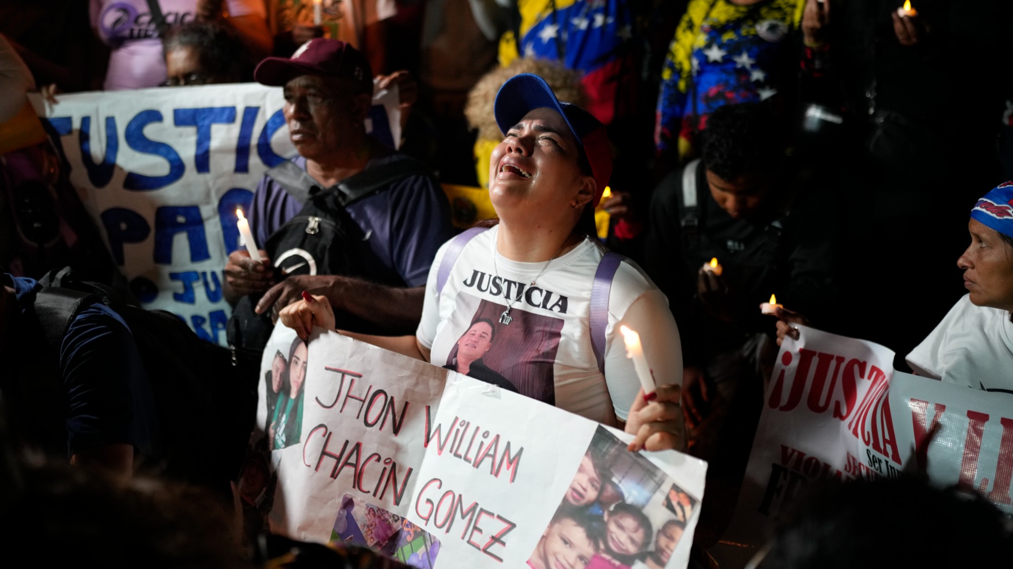 What Happens to the Venezuelans Sent to a Salvadoran Mega-Prison Now? — ¿Qué Pasa Ahora con los Venezolanos Enviados a una Megacárcel Salvadoreña?