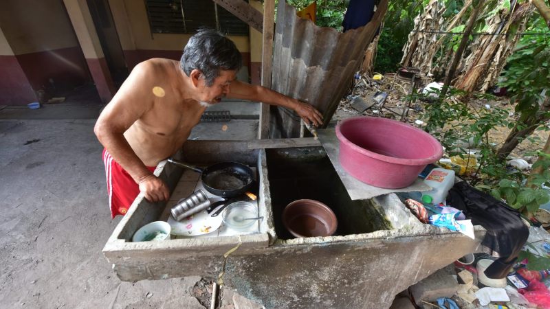 Four out of Ten Homes in the Country Are Supplied with Water by ANDA — Cuatro de cada diez viviendas en el país son abastecidas con agua de ANDA