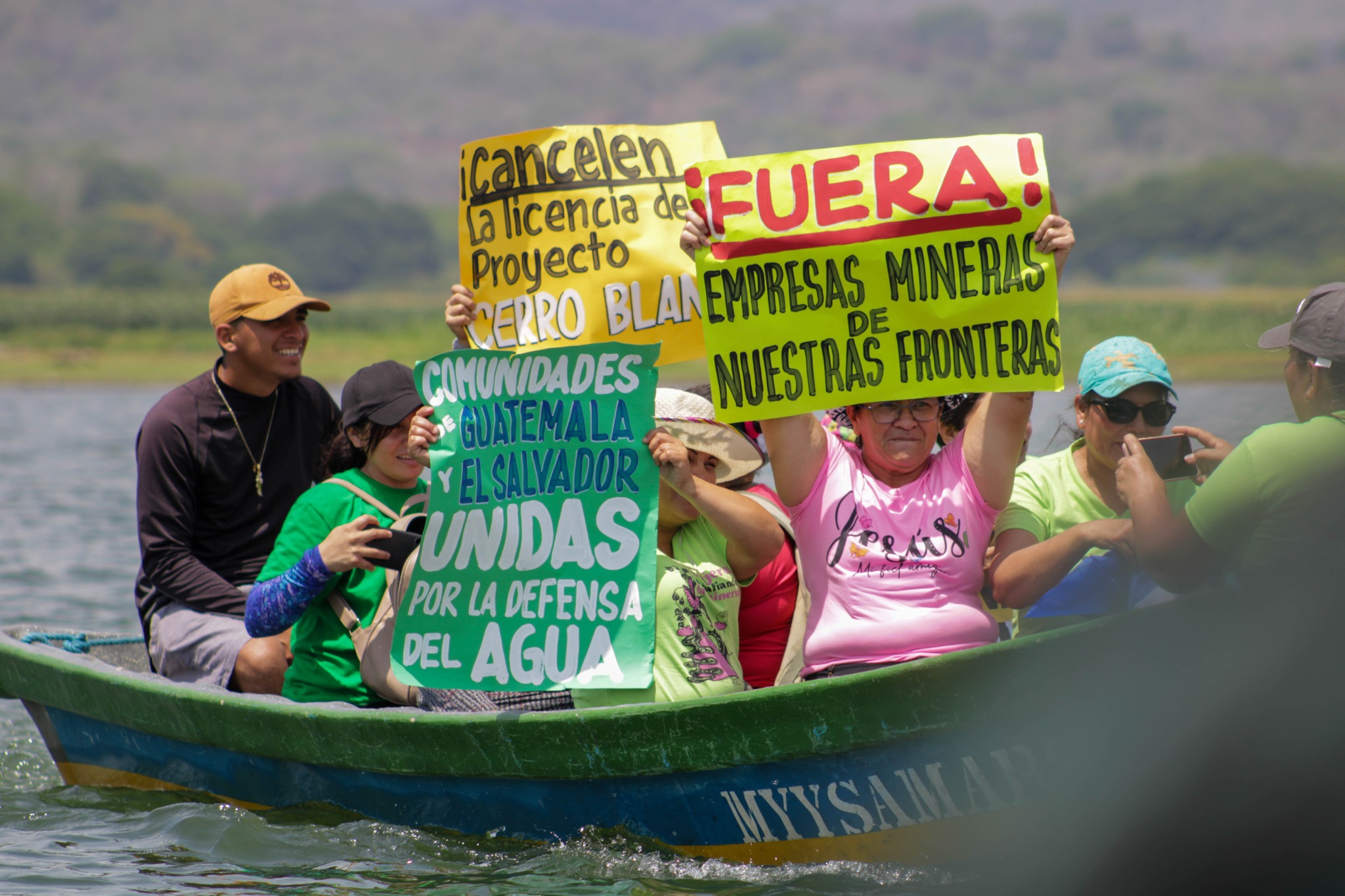 “Territories free of mining exploitation”: fifth aquatic march on Lake Güija — “Territorios libres de explotación minera”: quinta marcha acuática en Lago de Güija