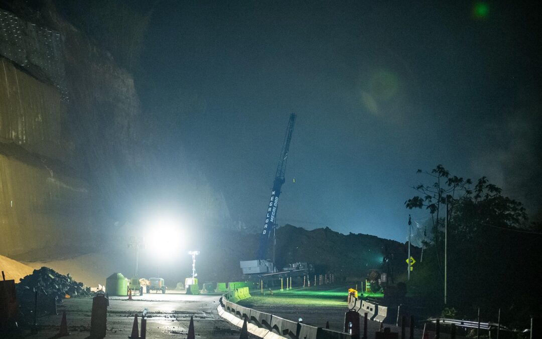 Los Chorros Highway Closed Again this Tuesday — El paso en Los Chorros fue cerrado nuevamente este martes