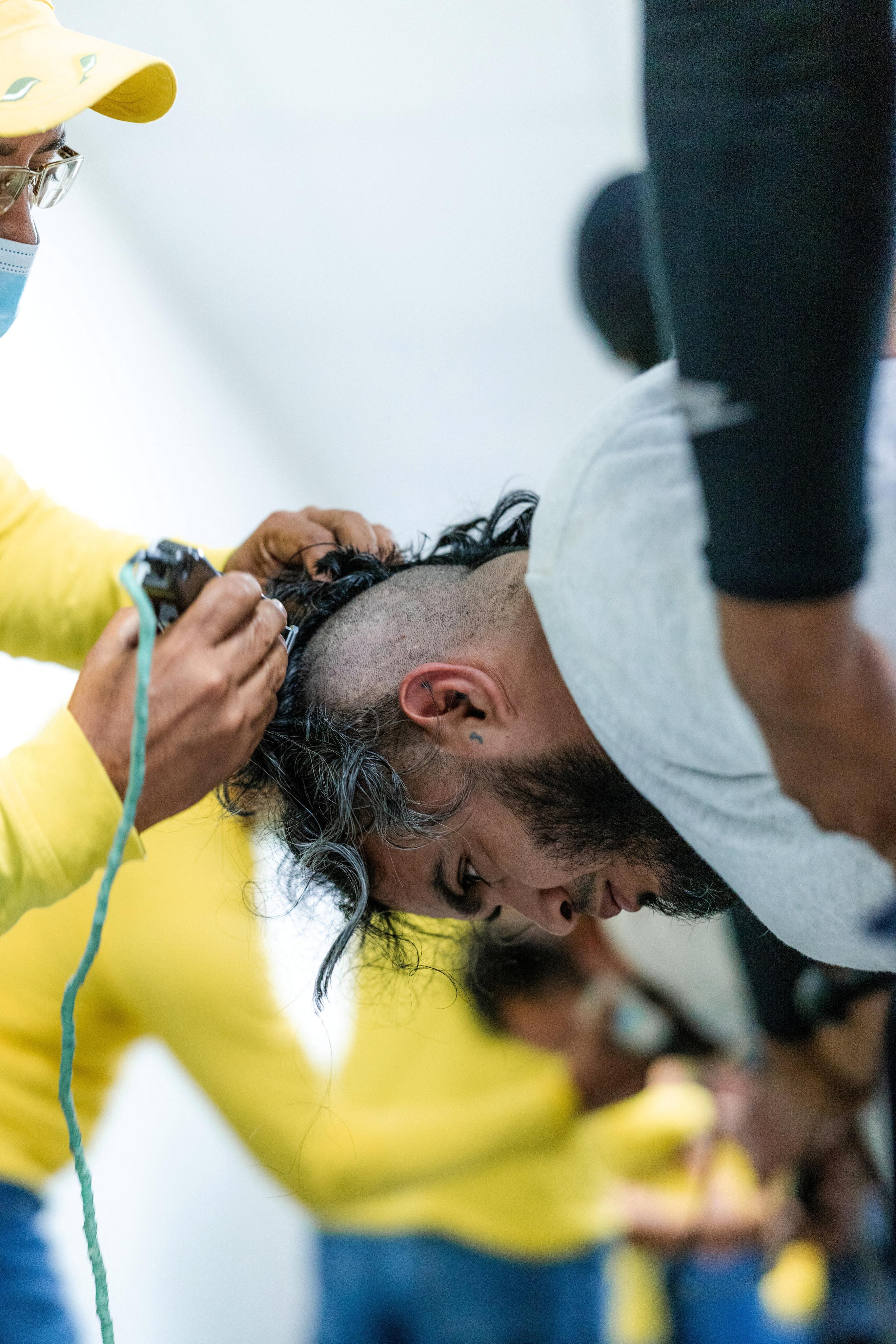 Human Rights Watch Reports Enforced Disappearance of Venezuelans Held in CECOT — Human Rights Watch denunció la desaparición forzada de venezolanos recluidos en el CECOT