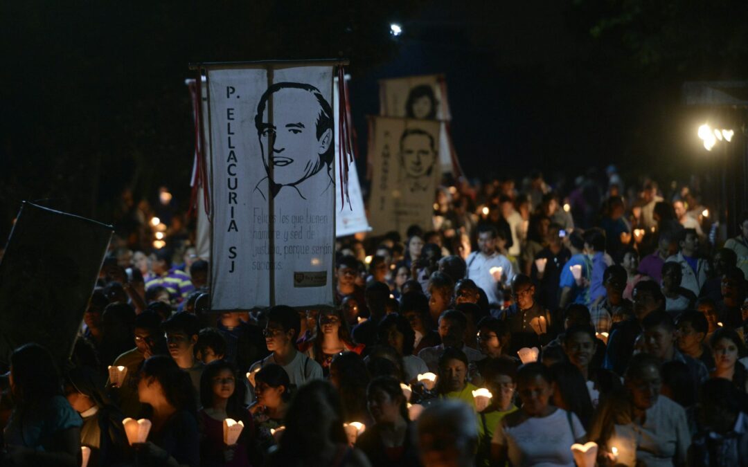 Lessons from El Salvador for US university leaders facing attacks from Trump — Lecciones de El Salvador para los líderes universitarios de EE. UU. que enfrentan ataques de Trump