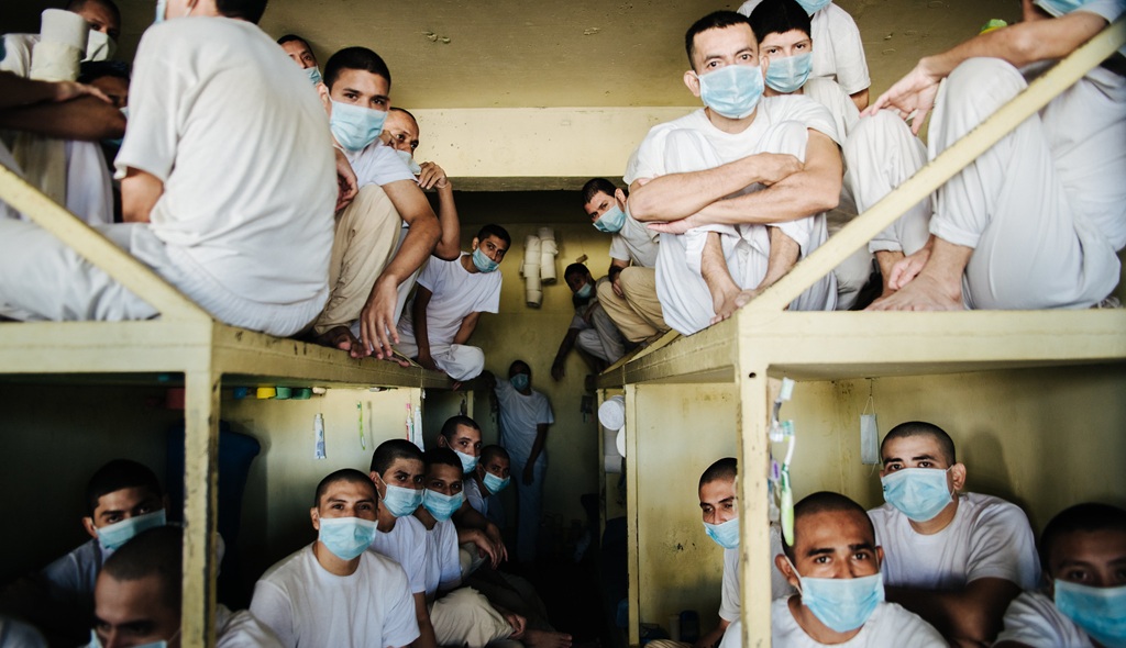 These Men Were Deported to El Salvador With No Due Process. Their Stories Show Why an Investigation Is Necessary — Estos hombres fueron deportados a El Salvador sin el debido proceso. Sus historias demuestran por qué es necesaria una investigación