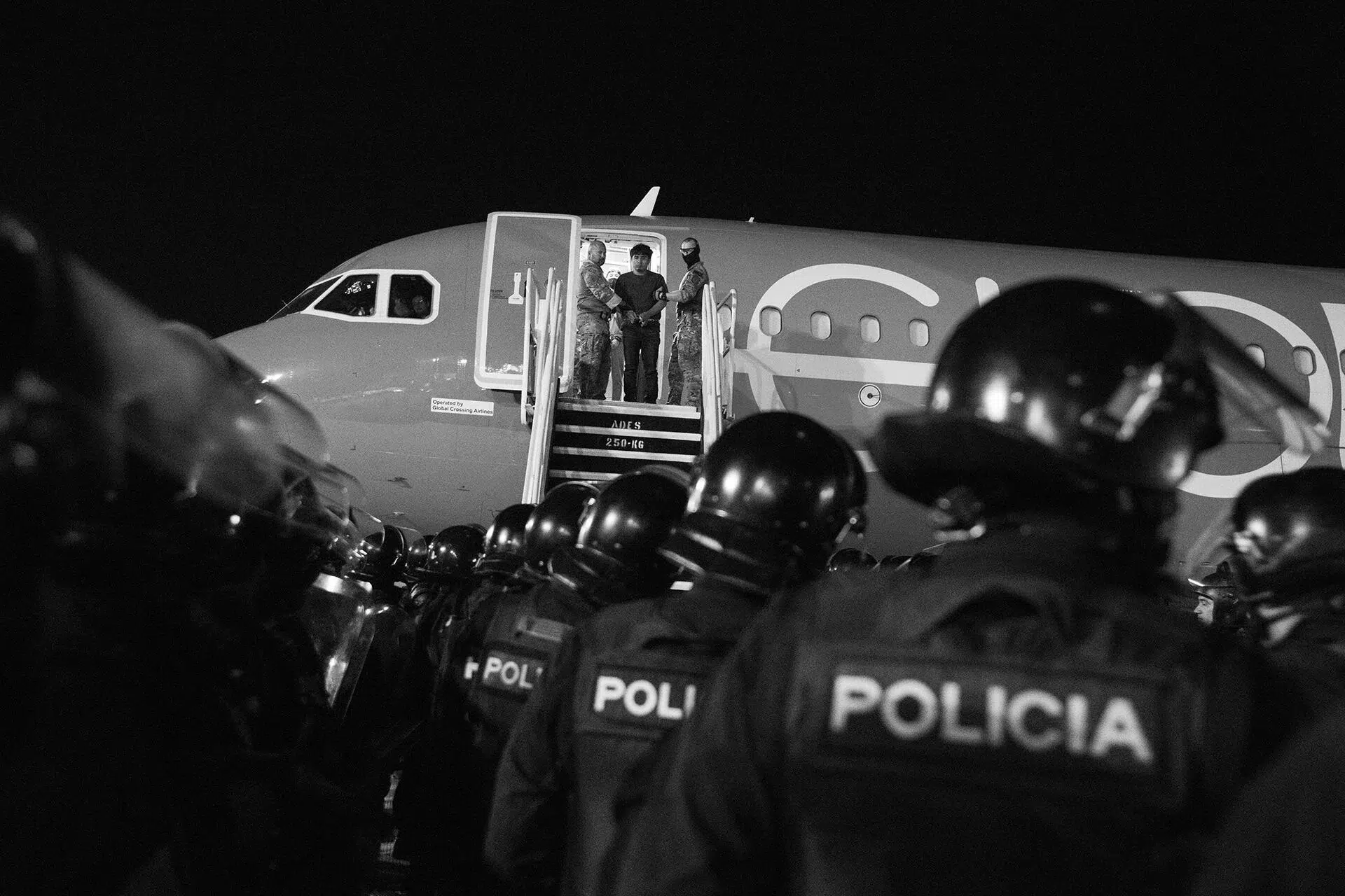 El Salvador’s Faustian Bargain — El pacto fáustico de El Salvador