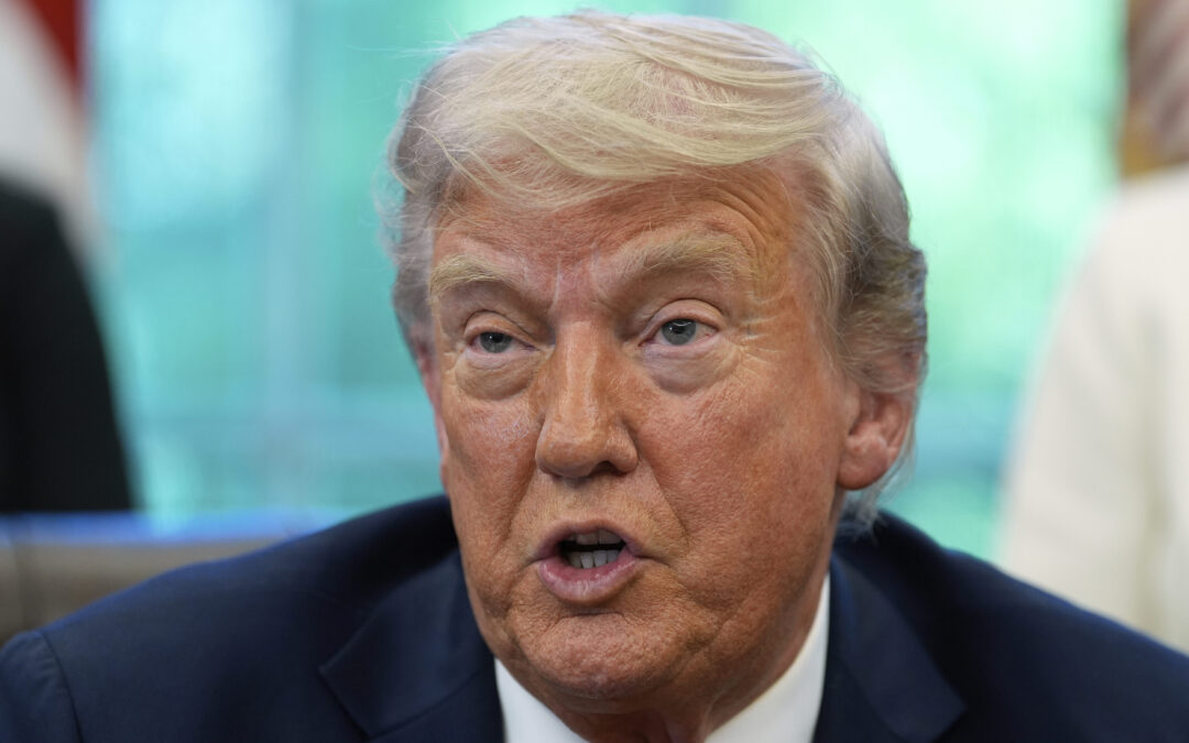 Trump says he would ‘love’ to send violent American citizens to foreign prisons — Trump dice que le «encantaría» enviar a ciudadanos estadounidenses violentos a prisiones extranjeras