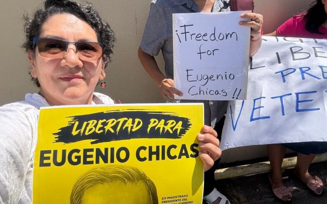 “We have a record of 119 political prisoners and politically persecuted individuals in El Salvador” — “Tenemos un registro de 119 personas presas y perseguidas políticas en El Salvador”