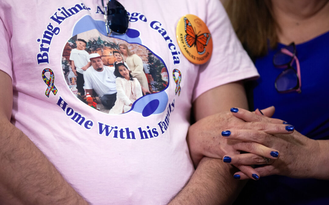 How Trump Officials Debated Handling of the Abrego Garcia Case: ‘Keep Him Where He Is’ — Cómo los funcionarios de Trump debatieron el manejo del caso Abrego García: ‘Manténganlo donde está’