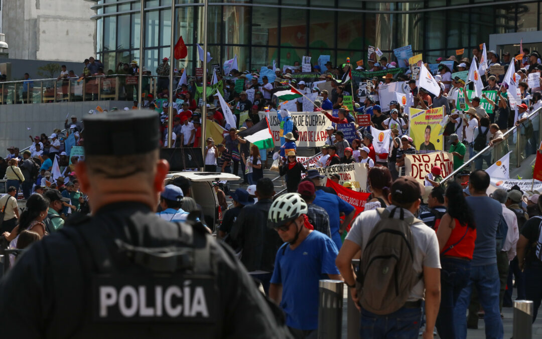 Amnesty International Warns New Law Allows Selective Persecution of NGOs — Amnistía Internacional advierte que nueva ley permite persecución selectiva de ONG