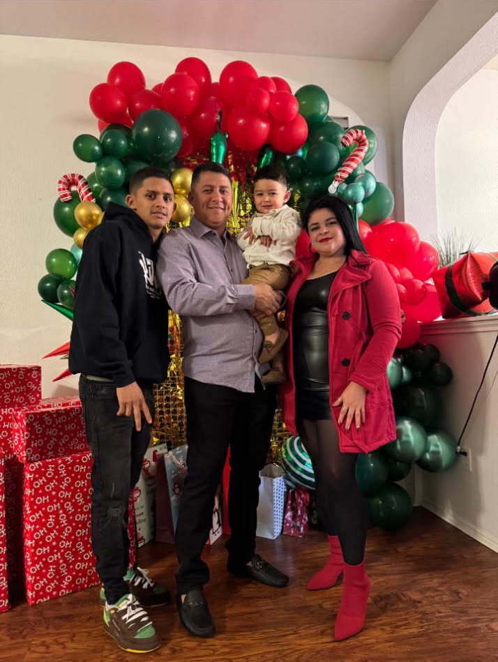 Shipped To El Salvador: An Austin Immigration Lawyer on Her Teen Client’s Forced ‘Disappearance’ — Trasladado a El Salvador: Abogada de inmigración de Austin habla sobre la ‘desaparición’ forzada de su cliente adolescente