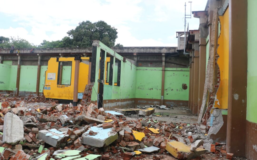 Bukele Fails to Deliver on Cultural, Educational Centers in Closed Prisons — Bukele sin cumplir construcción de centros culturales y educativos en cárceles cerradas