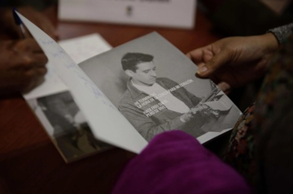 Salvadorean Poet Murder Cold Case Marks Fifty Years of Mystery — Asesinato de poeta salvadoreño: 50 años de un misterio sin resolver