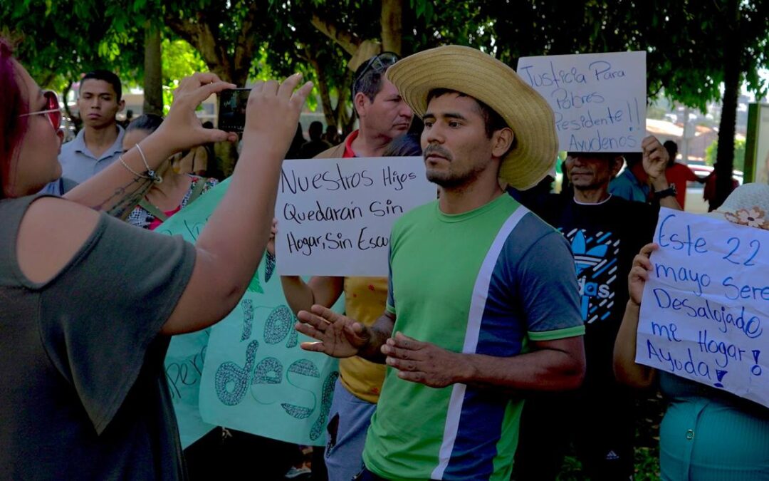Bukele Blames NGOs for Protest at His Residence, Pushes “Foreign Agents Law” to Stifle Them — Bukele culpa a las ONG de una protesta a las puertas de su residencia y promueve una “ley de agentes extranjeros” para asfixiarlas
