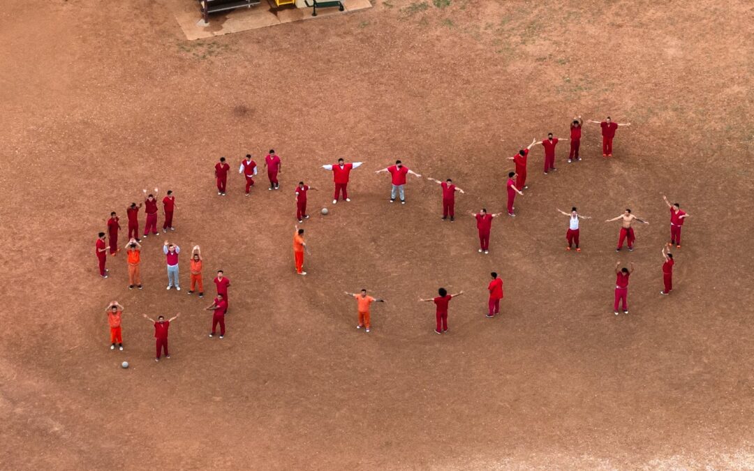 Migrants detained in Texas send SOS message for fear of being deported to El Salvador — Migrantes detenidos en Texas envían mensaje de SOS por temor a ser deportados a El Salvador