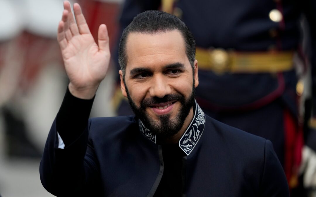 Has Bukele Finally Turned El Salvador Into a Dictatorship? —  ¿Acaba Bukele de convertir definitivamente El Salvador en una dictadura?