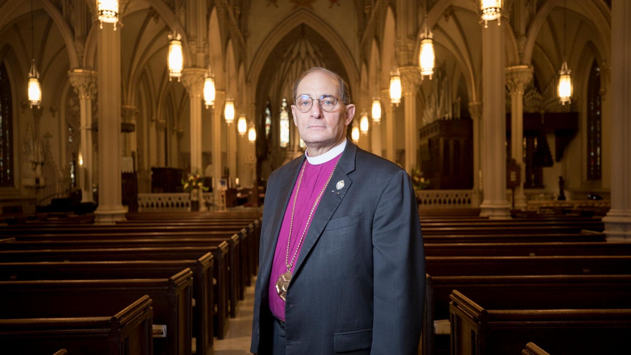 Episcopal Bishop Speaks Out, Considers Trip to El Salvador Over Ruth López’s Arrest — Obispo Episcopal alza la voz y considera viaje a El Salvador por arresto de Ruth López