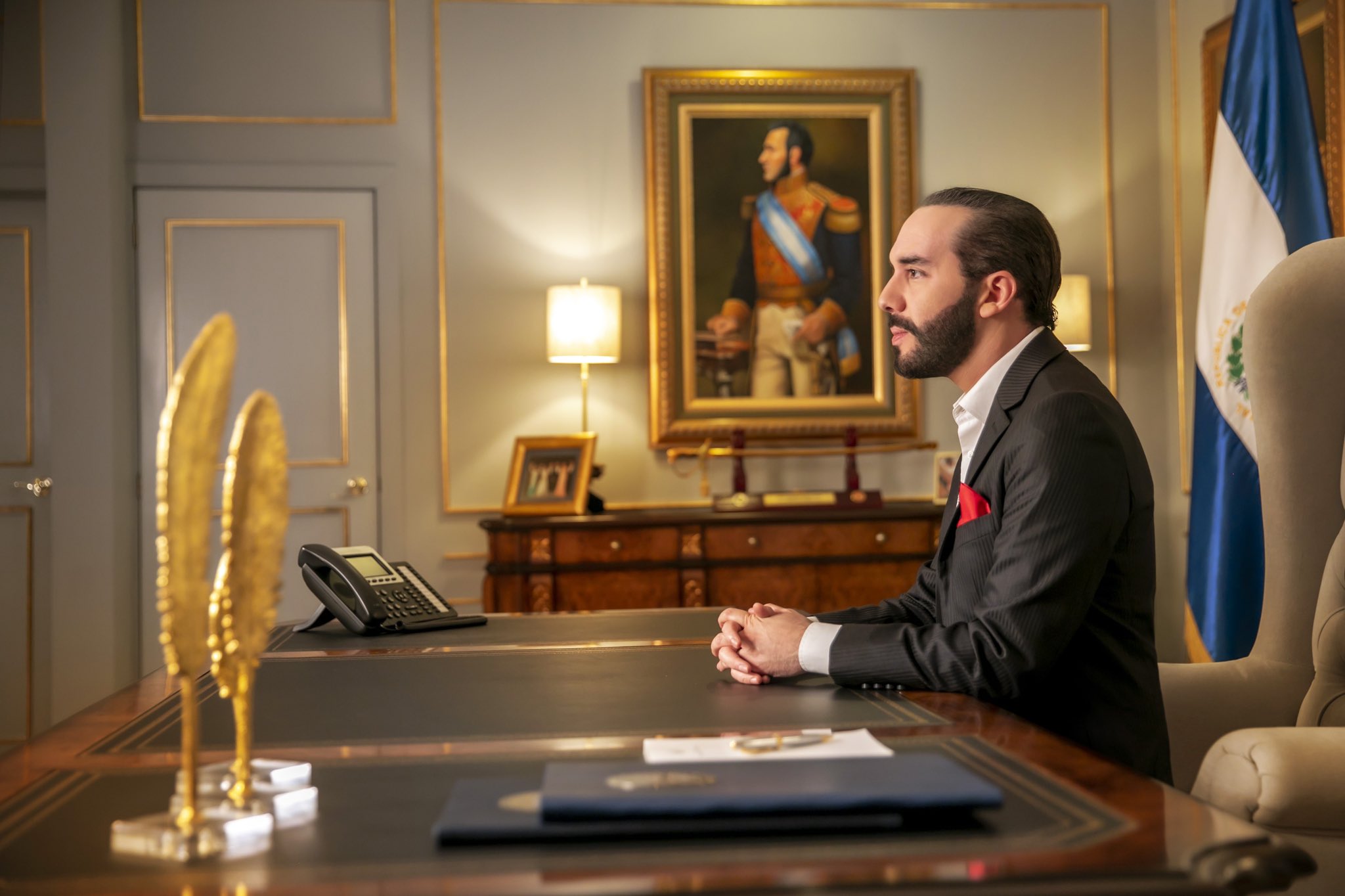 Podcast: Bukele Re-Ups Old Plans to Tax NGOs as Foreign Agents — Podcast: Bukele revive antiguos planes para gravar a las ONG como agentes extranjeros