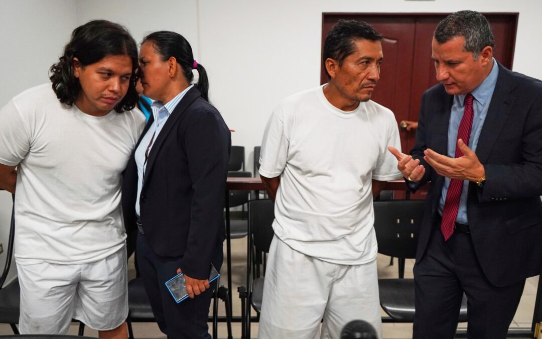 Bukele, emboldened by Trump, is arresting prominent critics — Bukele, empoderado por Trump, arresta a críticos prominentes