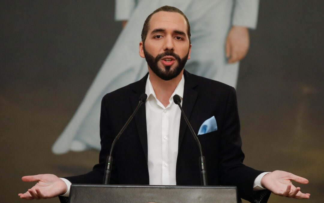 Government Narrative Fails to Resonate With Public, Say Specialists — Narrativa del GOES no logra resonar en la población, dicen especialistas