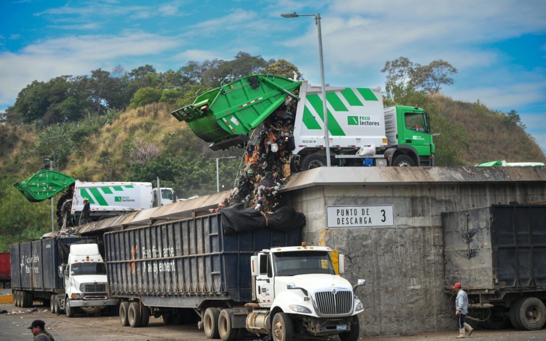 Waste-Collection Agency ANDRES Operates Without an Approved Budget — Entidad del gobierno creada para recolectar desechos (ANDRES) opera sin presupuesto asignado