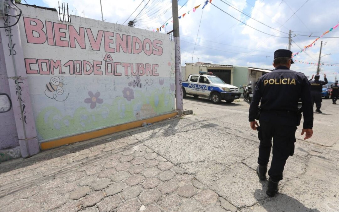 14-Year-Old Girl Murdered in Colonia 10 de Octubre, Soyapango — Asesinan a una adolescente de 14 años en colonia 10 de Octubre, Soyapango