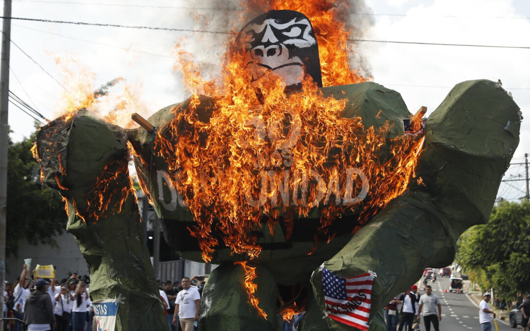 Student Massacre Still Haunts El Salvador, Half a Century Later, Nation Keeps Its Archives Shut — La masacre estudiantil de El Salvador aún atormenta a una nación que no abre sus archivos