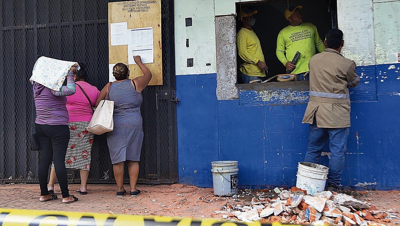 “Their Only Crime Is Having Studied at INFRAMEN,” Parents of Students Sent Detained — “Su único delito es haber estudiado en el INFRAMEN”, afirman padres de estudiantes enviados a detención provisional