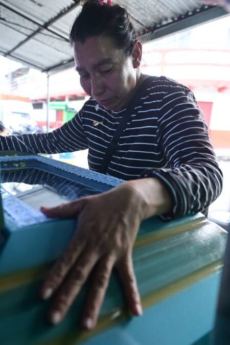 Inmate Death Toll Under State of Exception Climbs to 425 — Sube a 425 cifra de reos muertos bajo régimen de excepción