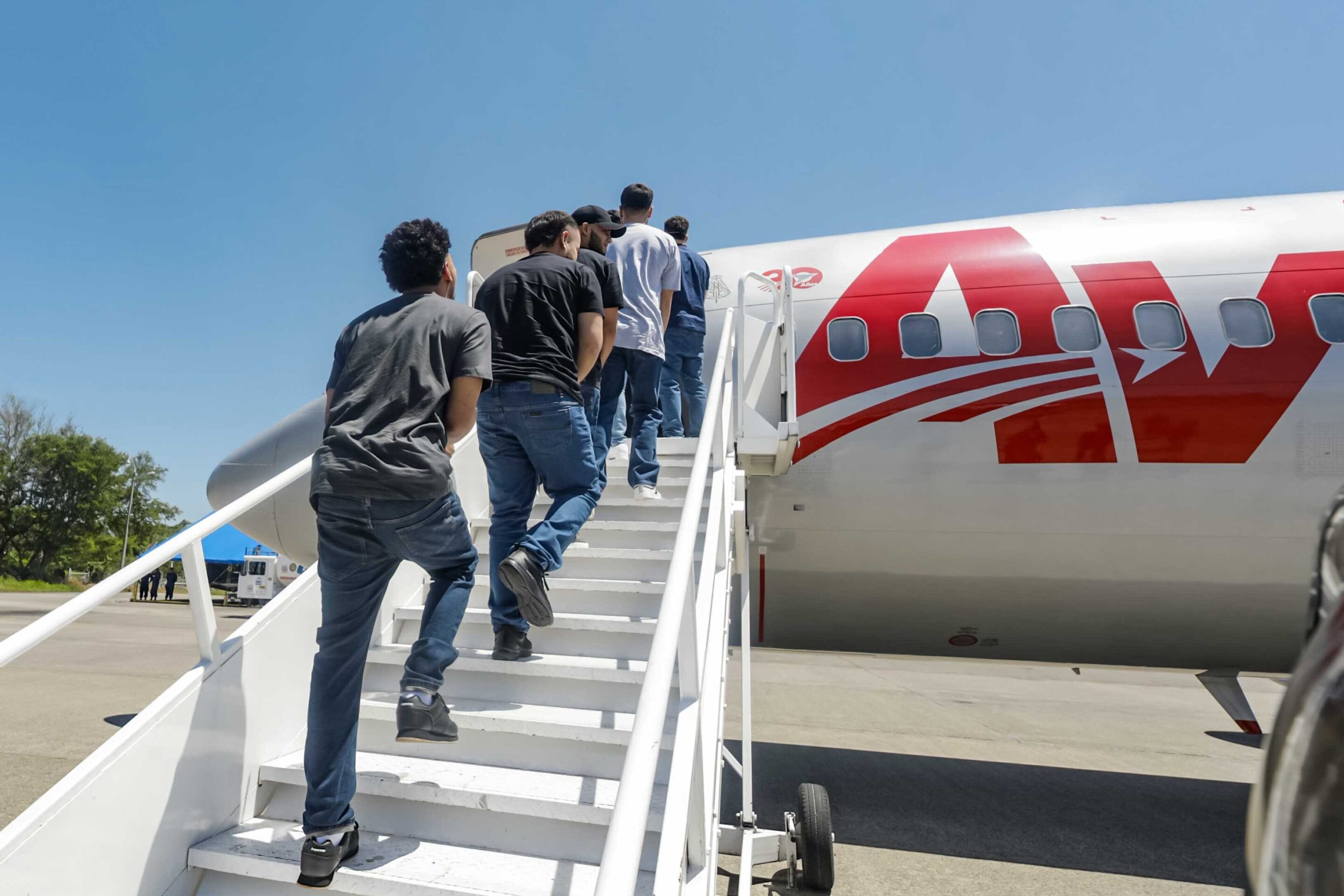 Amnesty International Statement on U.S.-Venezuela Prisoner Swap — Declaración de Amnistía Internacional sobre el intercambio de prisioneros entre Estados Unidos y Venezuela