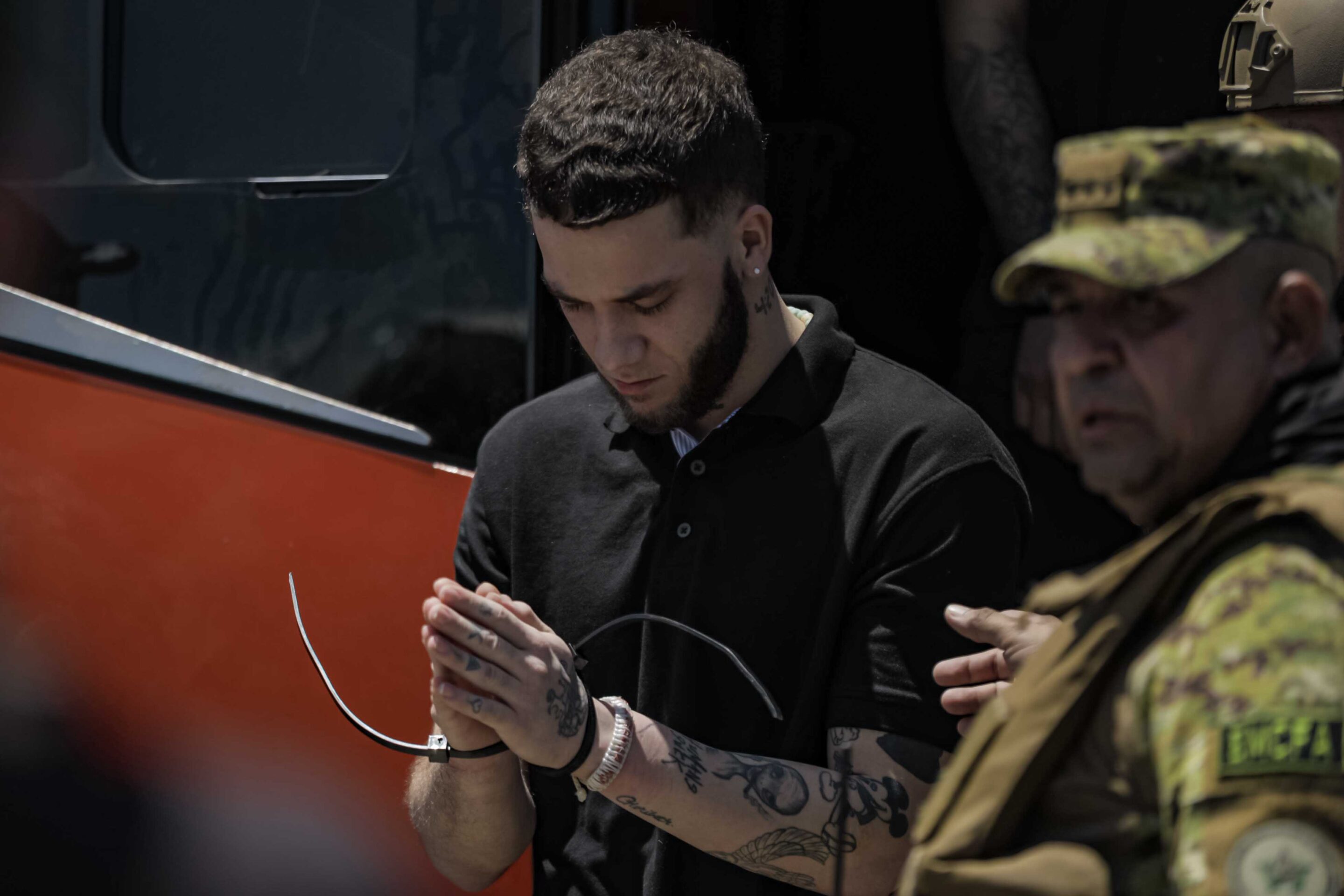 Bukele Hands Over “All” Venezuelan Prisoners in El Salvador — Bukele entrega “todos” los venezolanos presos en El Salvador